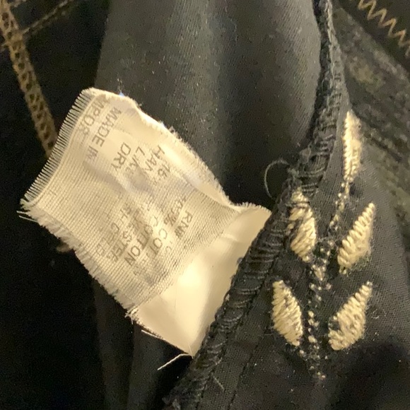 Embroidered 100% Cotton Wide-legged Cropped Pants by LA designer Burning Torch - Picture 9 of 11